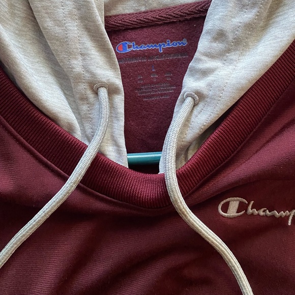 Long sleeve and best for when cold. In good condition - Picture 2 of 3